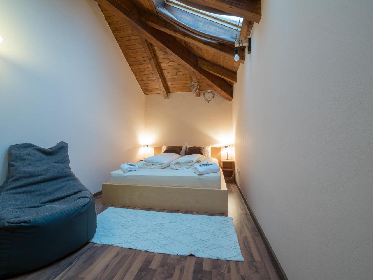 Vila Bovec Sky Mansard Apartment Екстер'єр фото